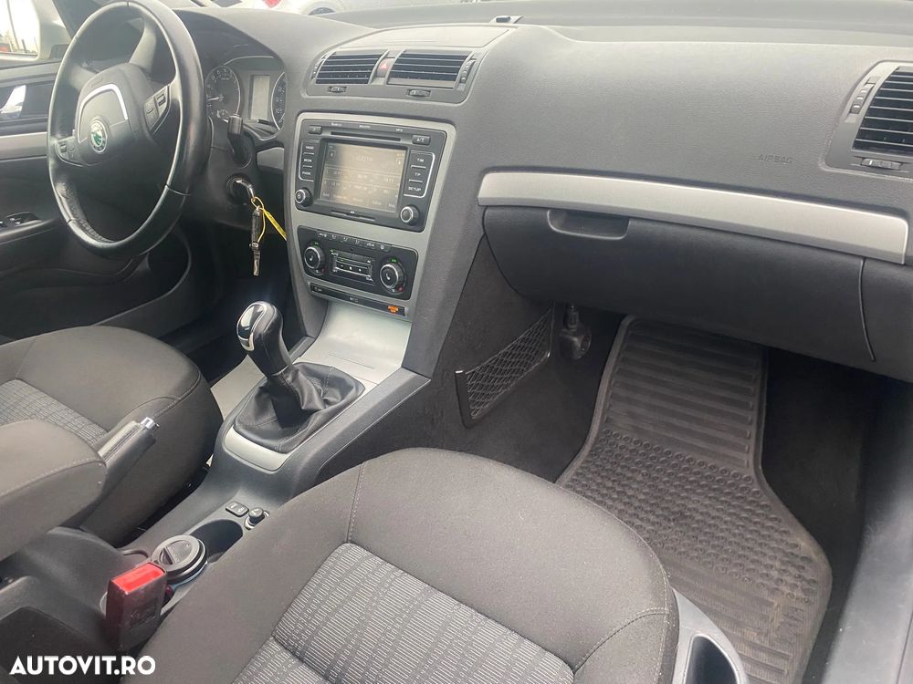Skoda Octavia 1.6 TDI Elegance - 12