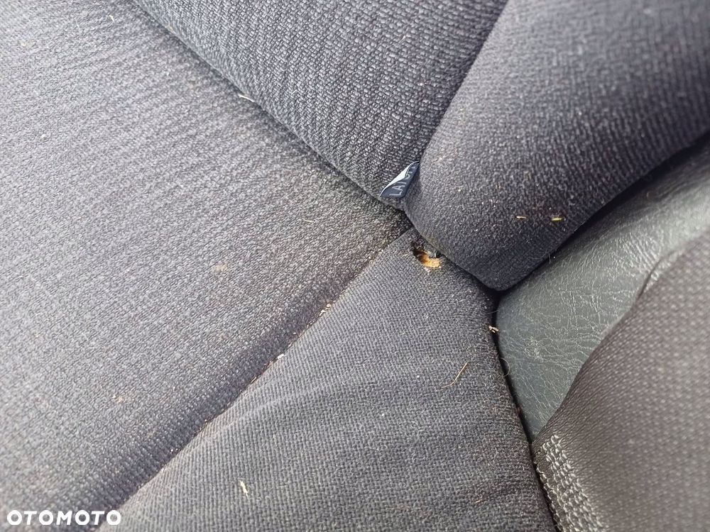 FOTELE KOMPLET LEWY PRAWY KANAPA TYŁ + BOCZKI TOYOTA COROLLA E12 KOMBI - 4