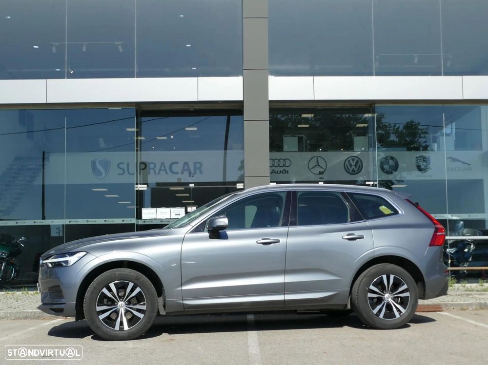 Volvo XC 60 2.0 D4 Momentum Geartronic - 19