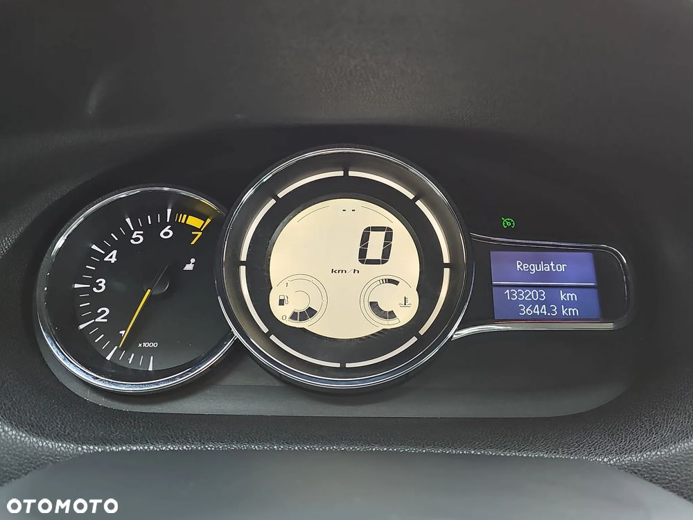 Renault Megane 1.6 16V Limited - 16
