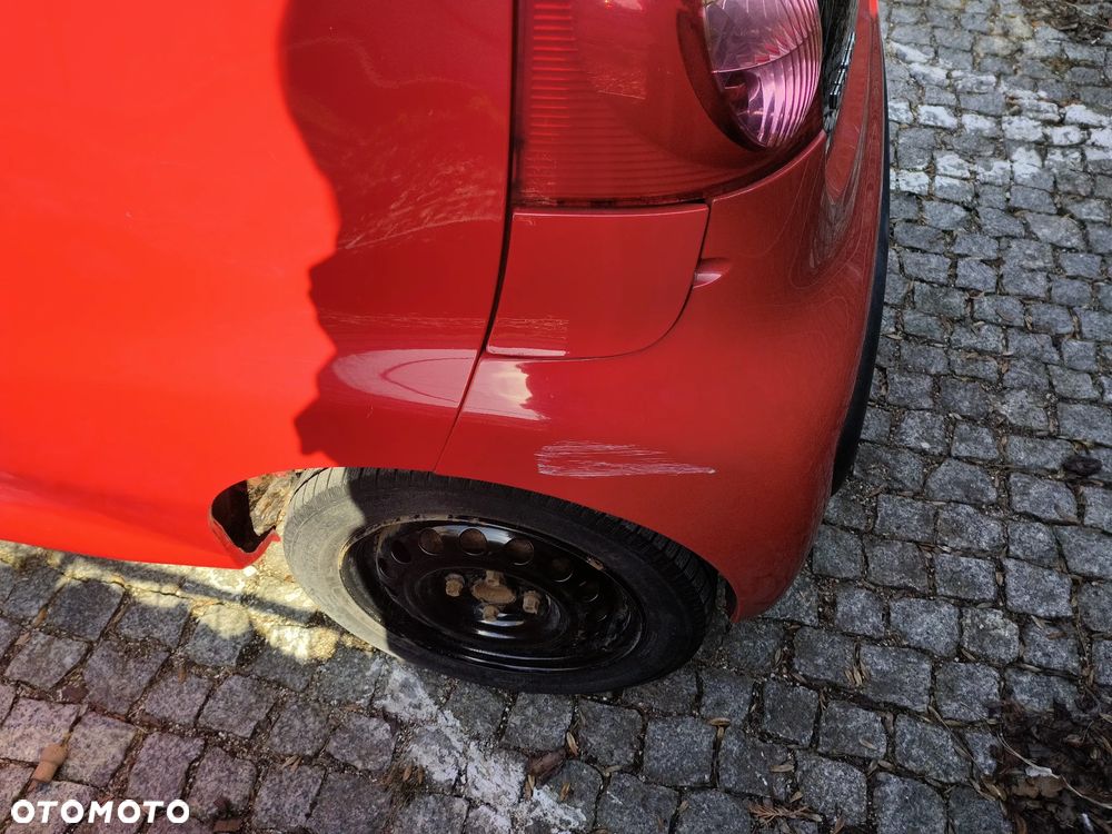 Peugeot 107 1.0 Happy - 9