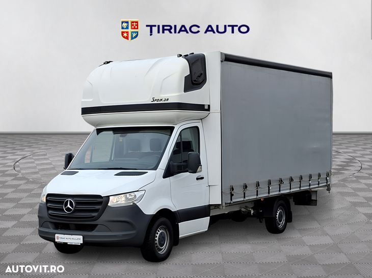 Mercedes-Benz Sprinter - 2