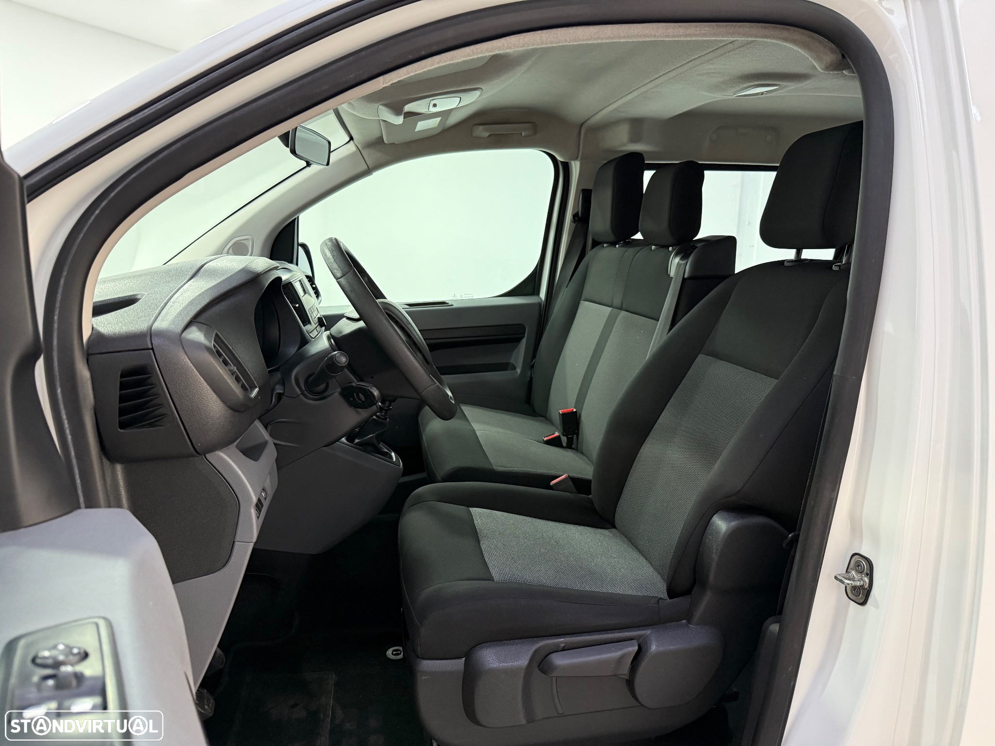 Peugeot Traveller 1.5 BlueHDi L3H1 Active Long - 10