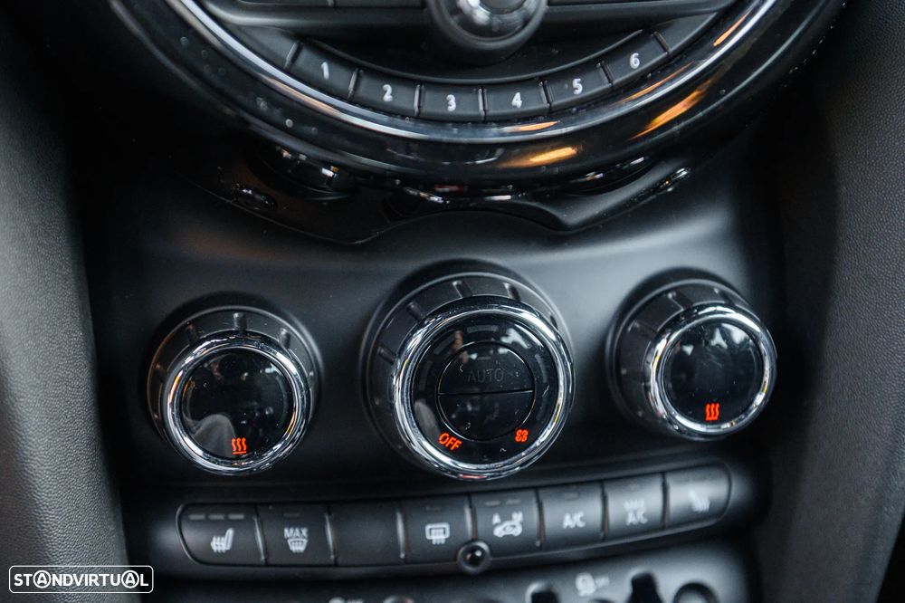 MINI 3 Portas Cooper D - 26