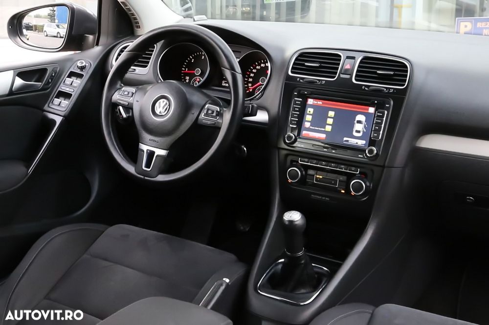 Volkswagen Golf 2.0 TDI Highline - 8