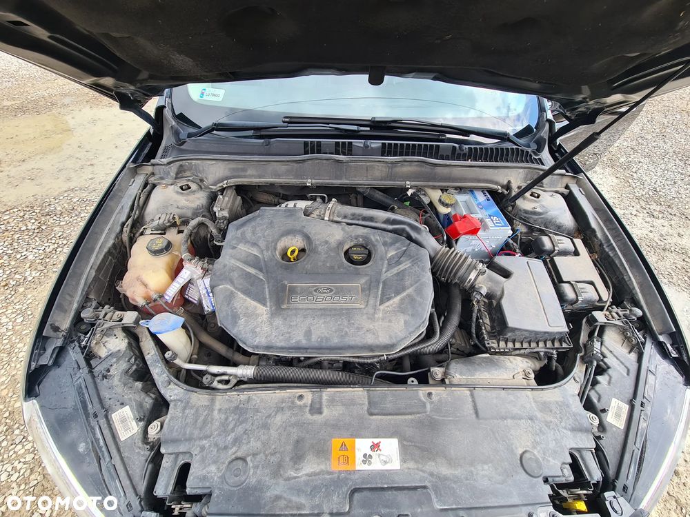 Ford Fusion - 38