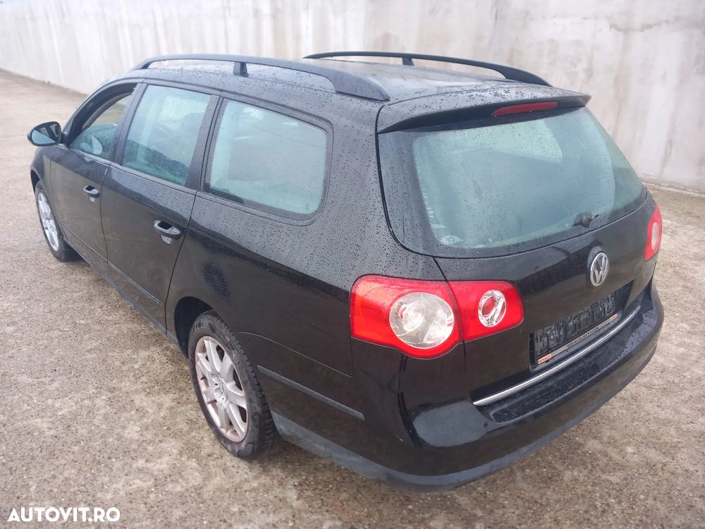 Volkswagen Passat - 5