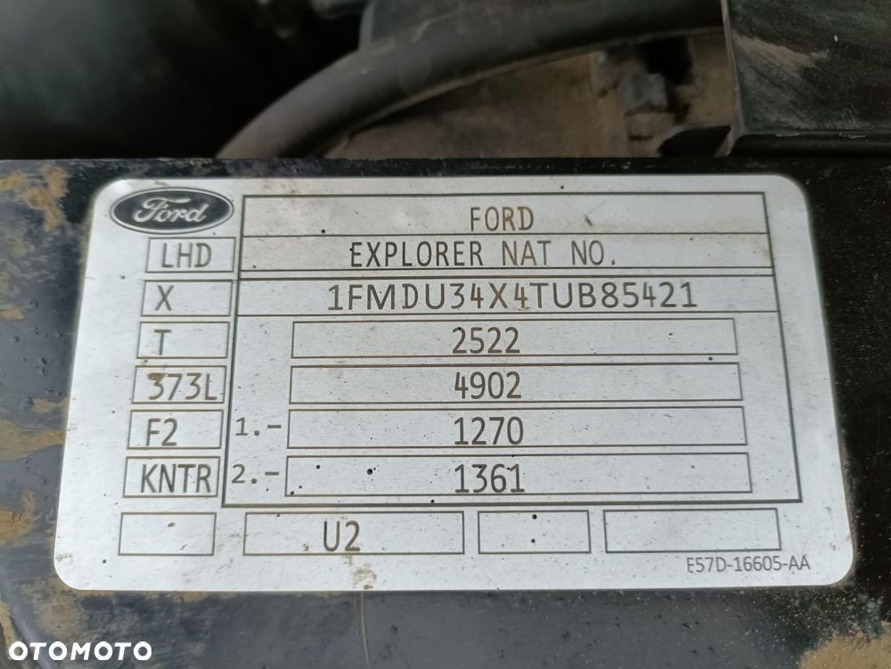 Ford Explorer - 13