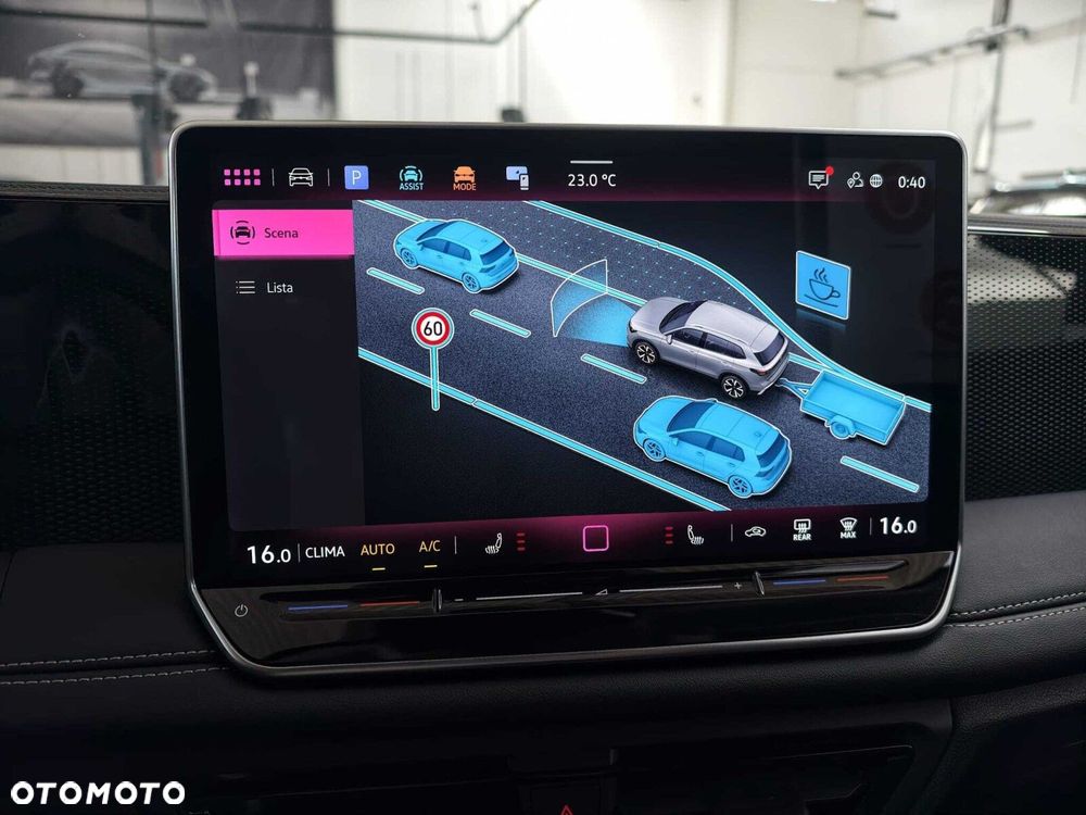 Volkswagen Tiguan - 23