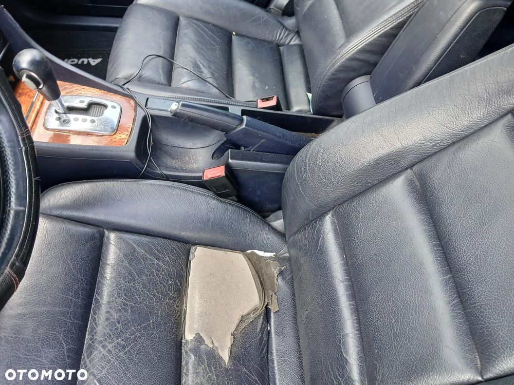 audi a4 b6 fotel kanapa deska kokpit podsufitka boczek podłokietnik licznik panel szyb stacyjka - 5