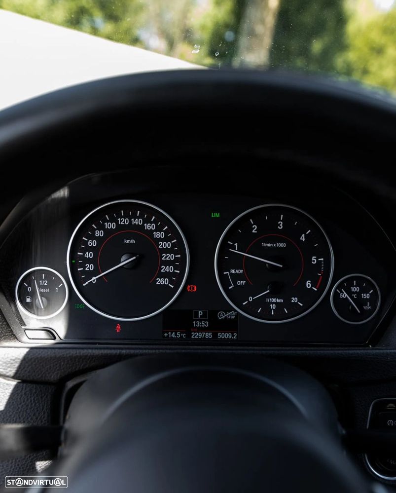 BMW 318 d Auto Pack M - 10