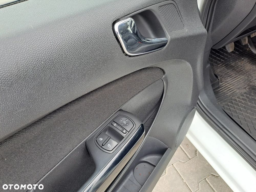 Opel Corsa Van 1.2 Benzyna Klima Fiat Panda Van - 14