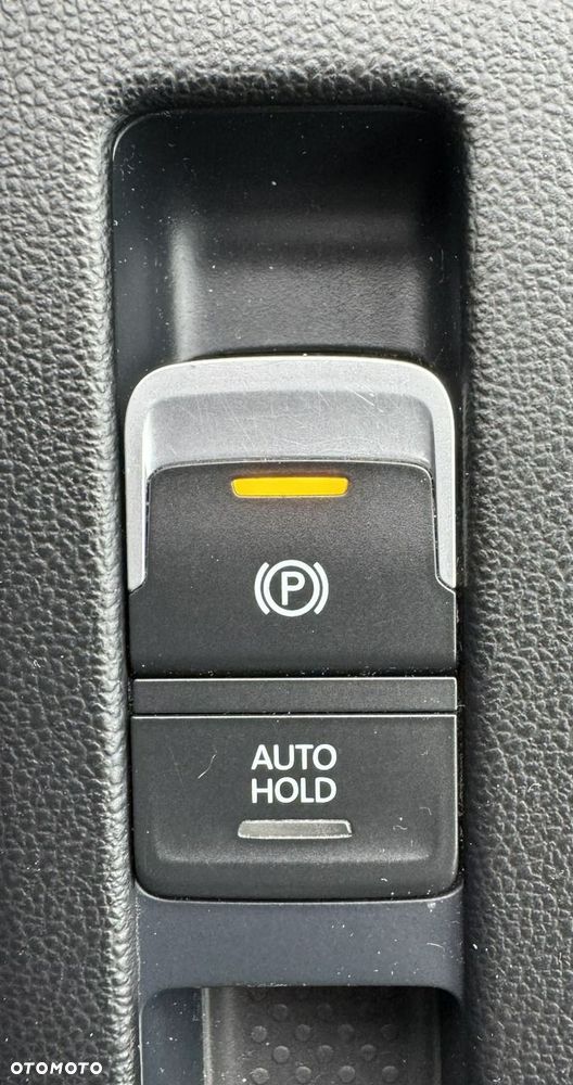 Volkswagen Passat 2.0 TDI (BlueMotion Technology) Comfortline - 26