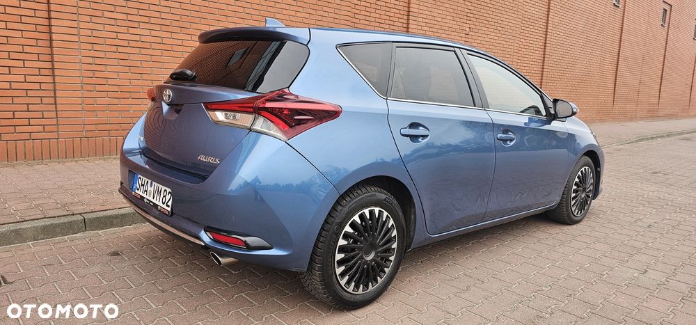 Toyota Auris - 4