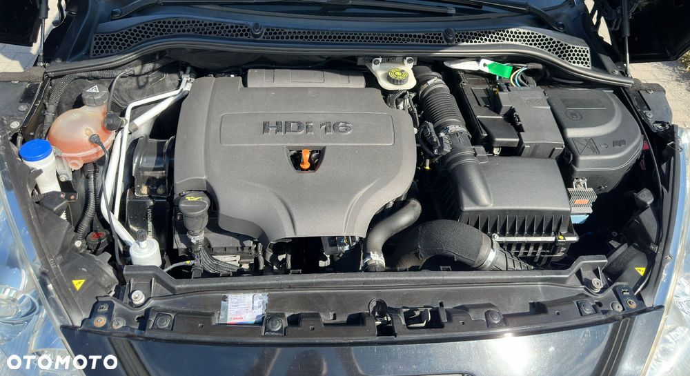 Peugeot RCZ 2.0 HDi - 8