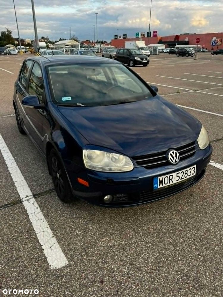 Volkswagen Golf - 1