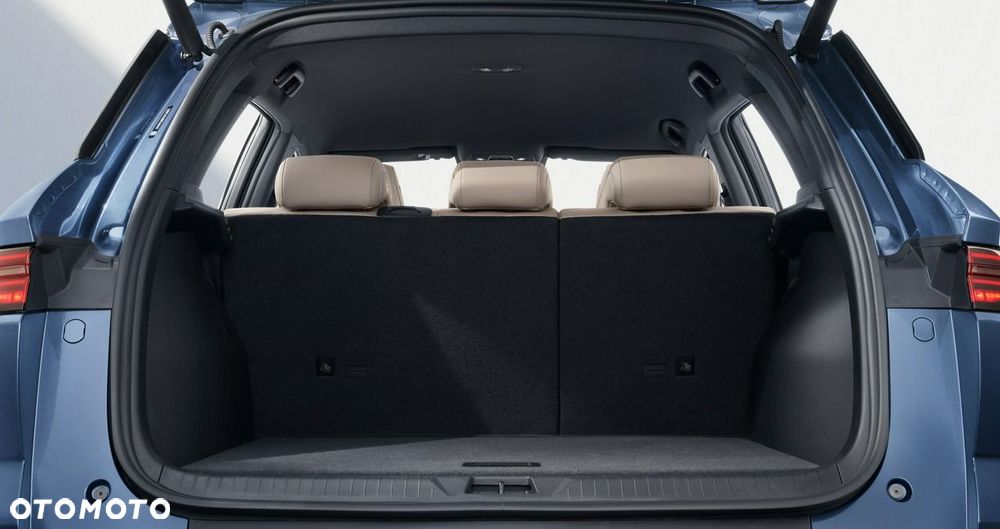 BYD Sealion 5 - 9
