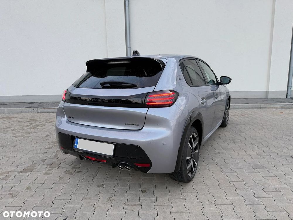 Peugeot 208 1.2 mHEV GT - 10