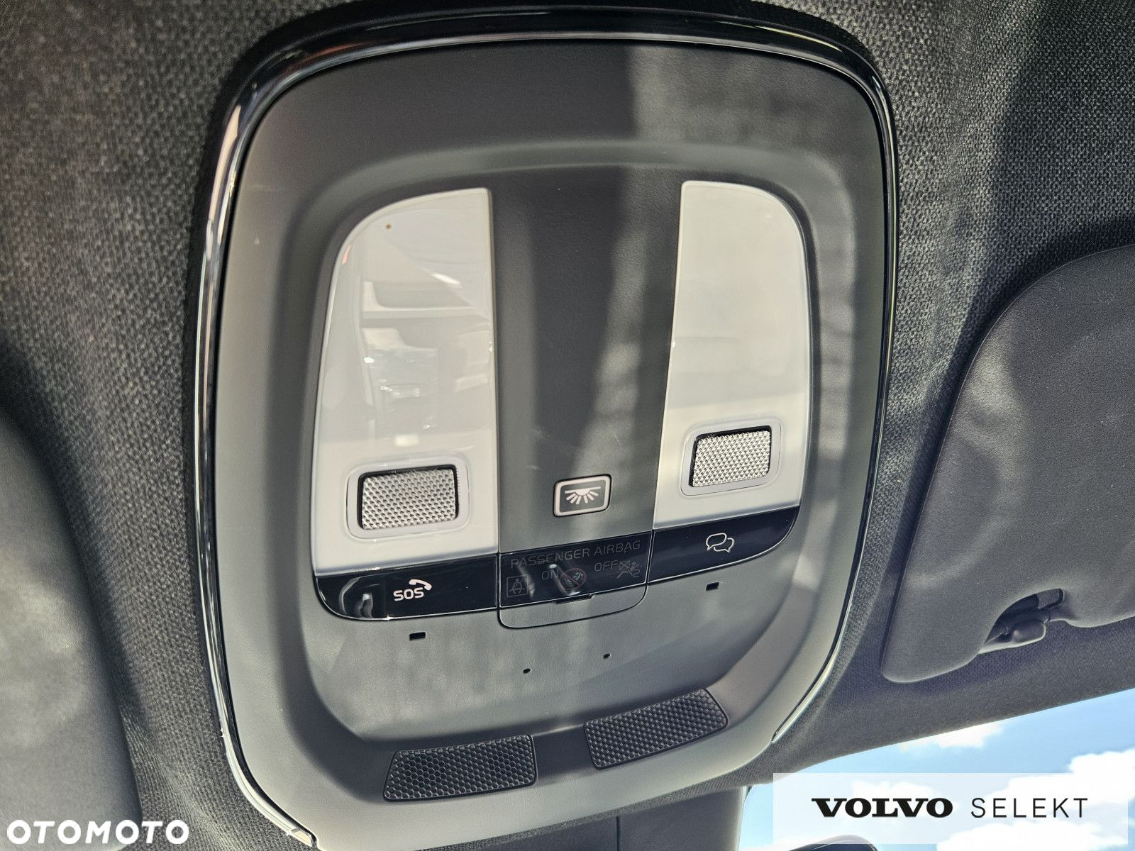 Volvo C40 - 25