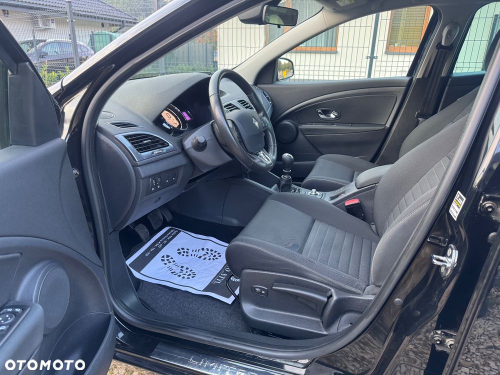 Renault Megane 1.2 16V TCe Energy Limited EU6 - 24