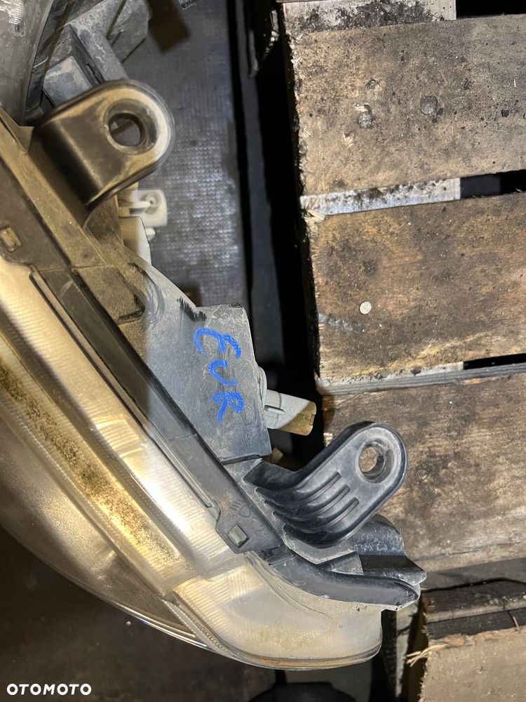 Lampy przednie Europa Nissan Navara d40 lewa prawa - 4