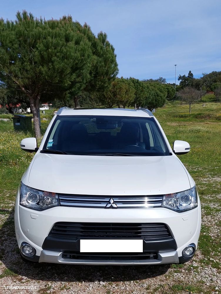Mitsubishi Outlander 2.0 PHEV Instyle Navi - 3