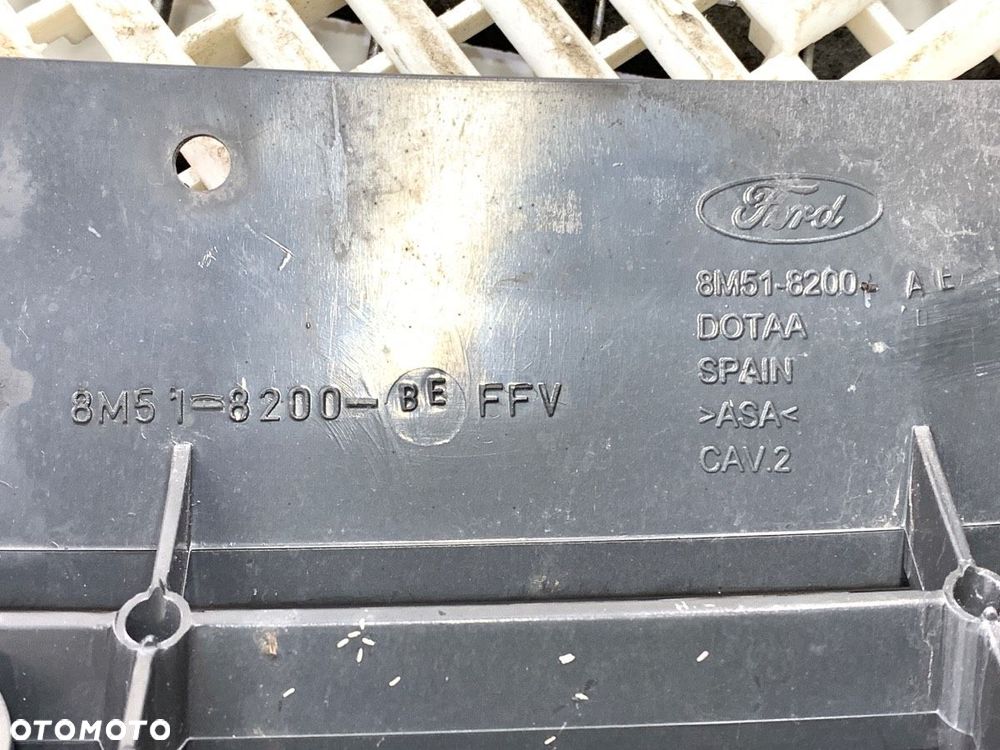 ATRAPA GRILL  FORD FOCUS II Turnier (DA_, FFS, DS) 2004 - 2012 1.6 TDCi 80 kW [109 KM] olej - 6