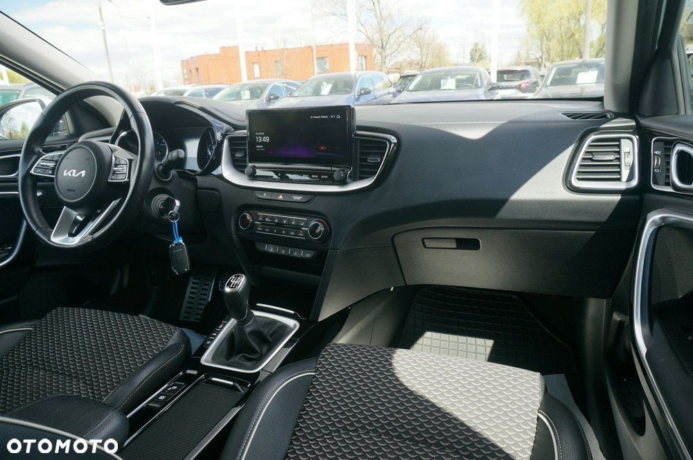 Kia Ceed 1.5 T-GDI Business Line - 18