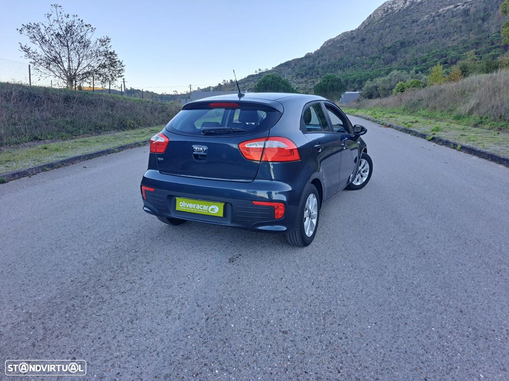 Kia Rio 1.2 CVVT LX - 4