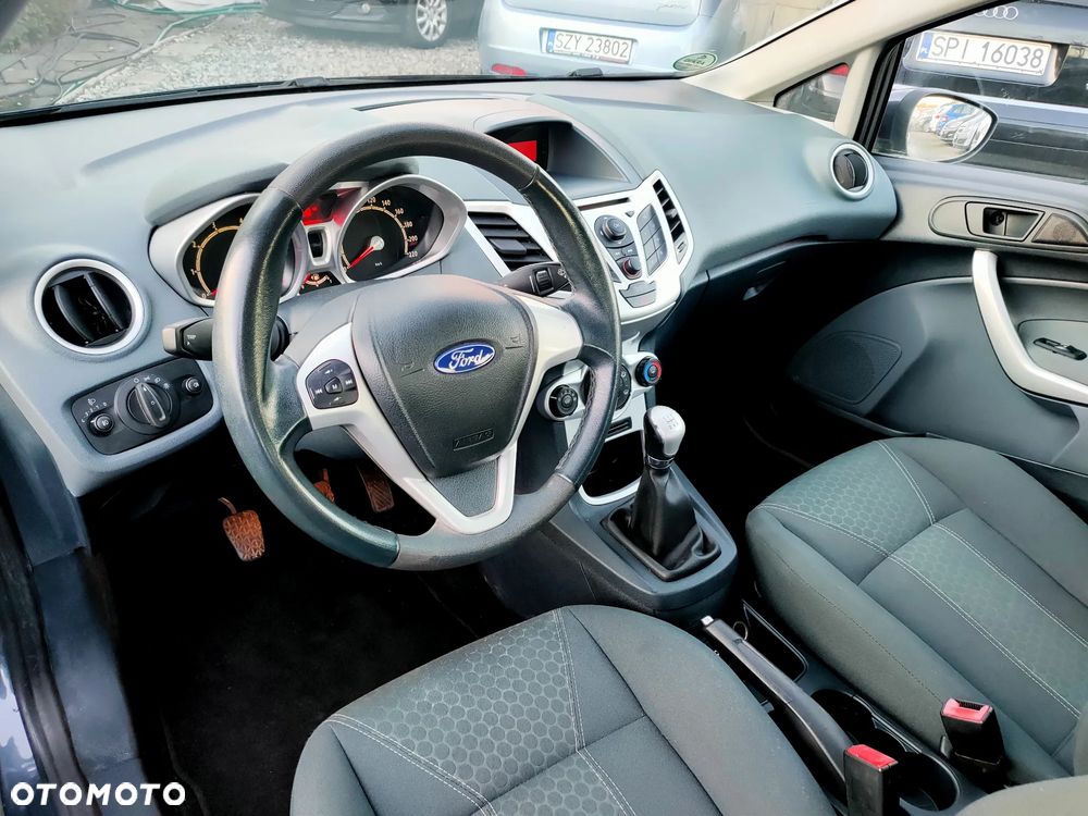 Ford Fiesta 1.25 Champions Edition - 5