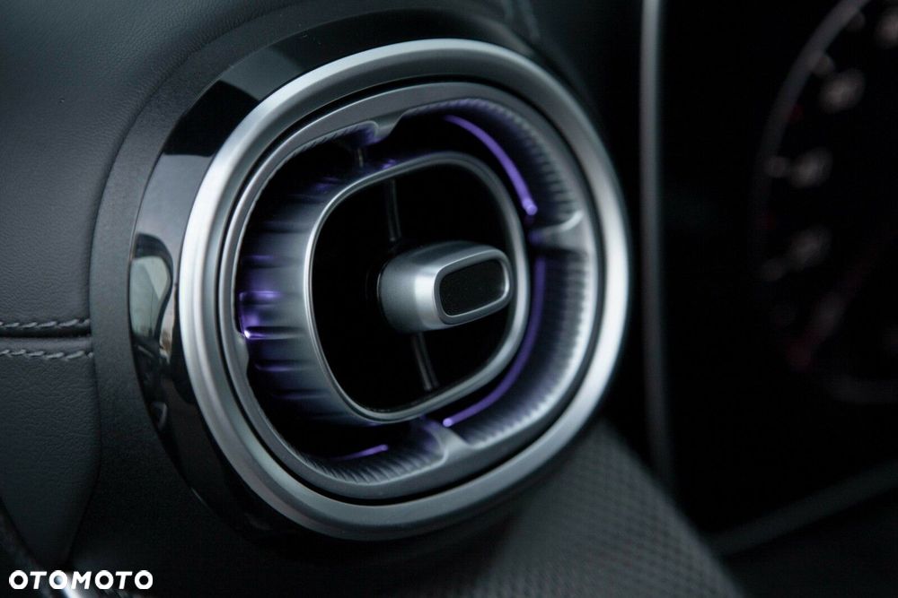 Mercedes-Benz GLC - 18