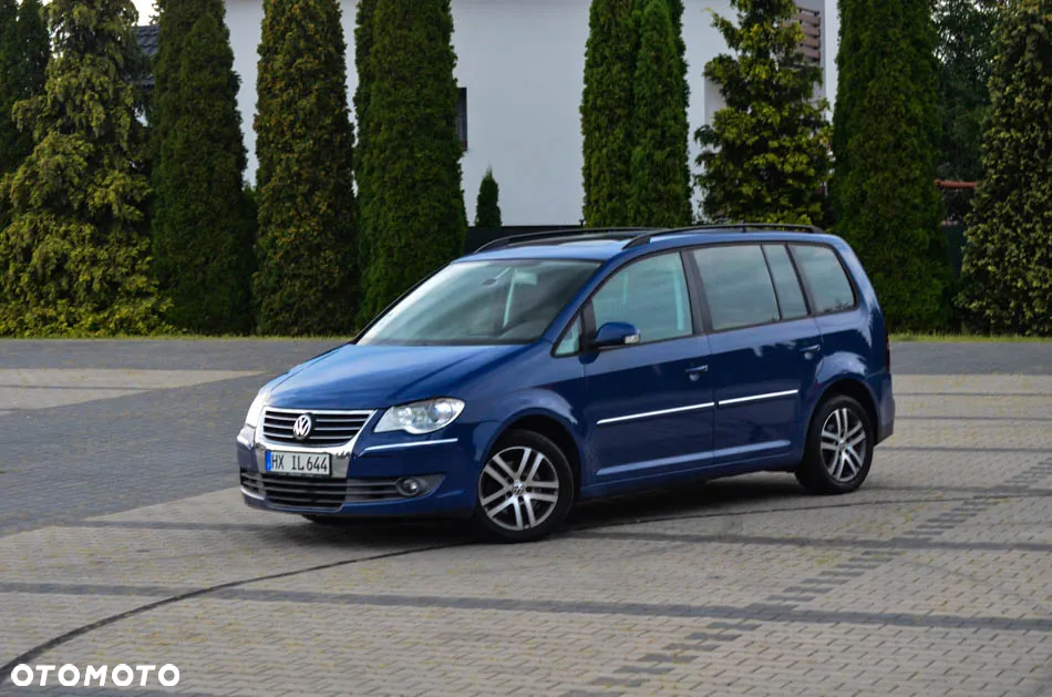 Volkswagen Touran 2.0 TDI DPF Highline - 9