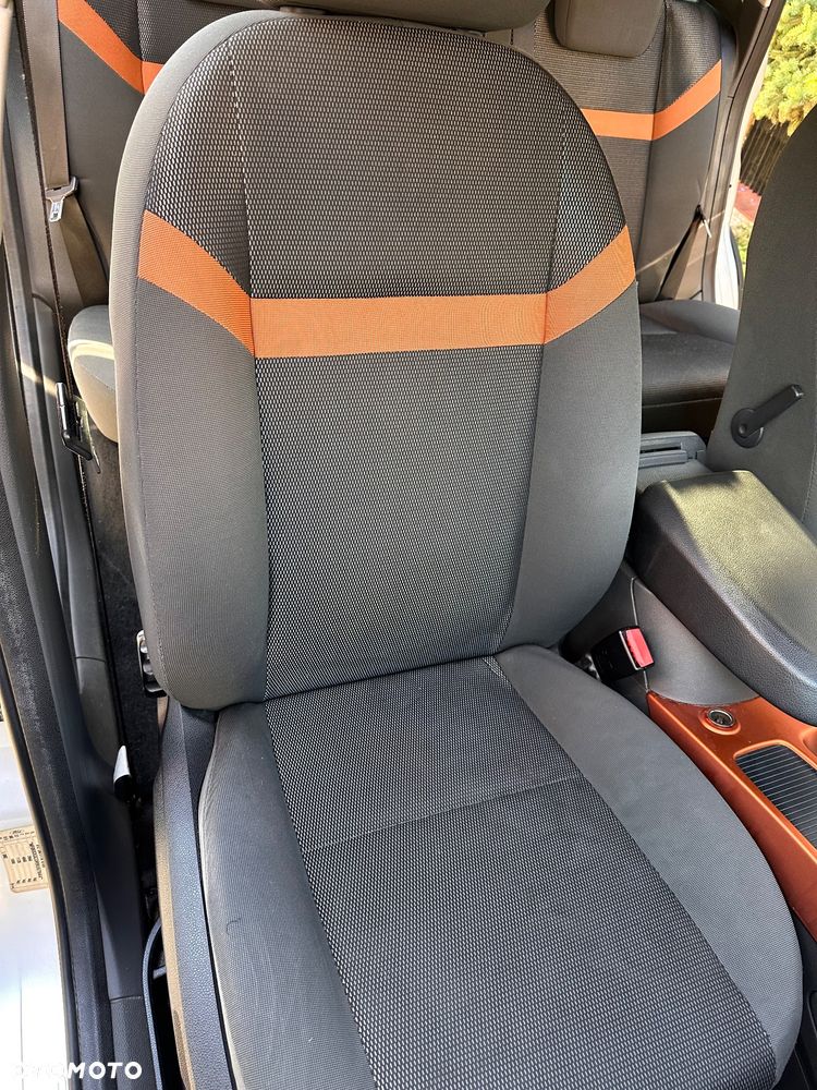 Ford Kuga 2.0 TDCi Trend - 26