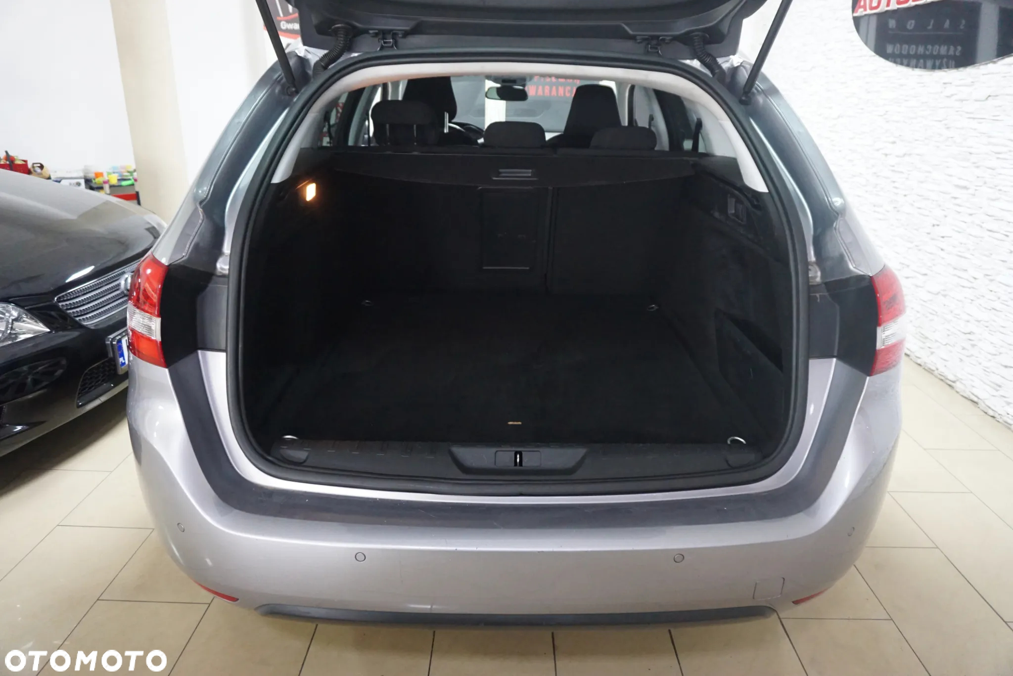 Peugeot 308 1.6 BlueHDi Active S&S - 10