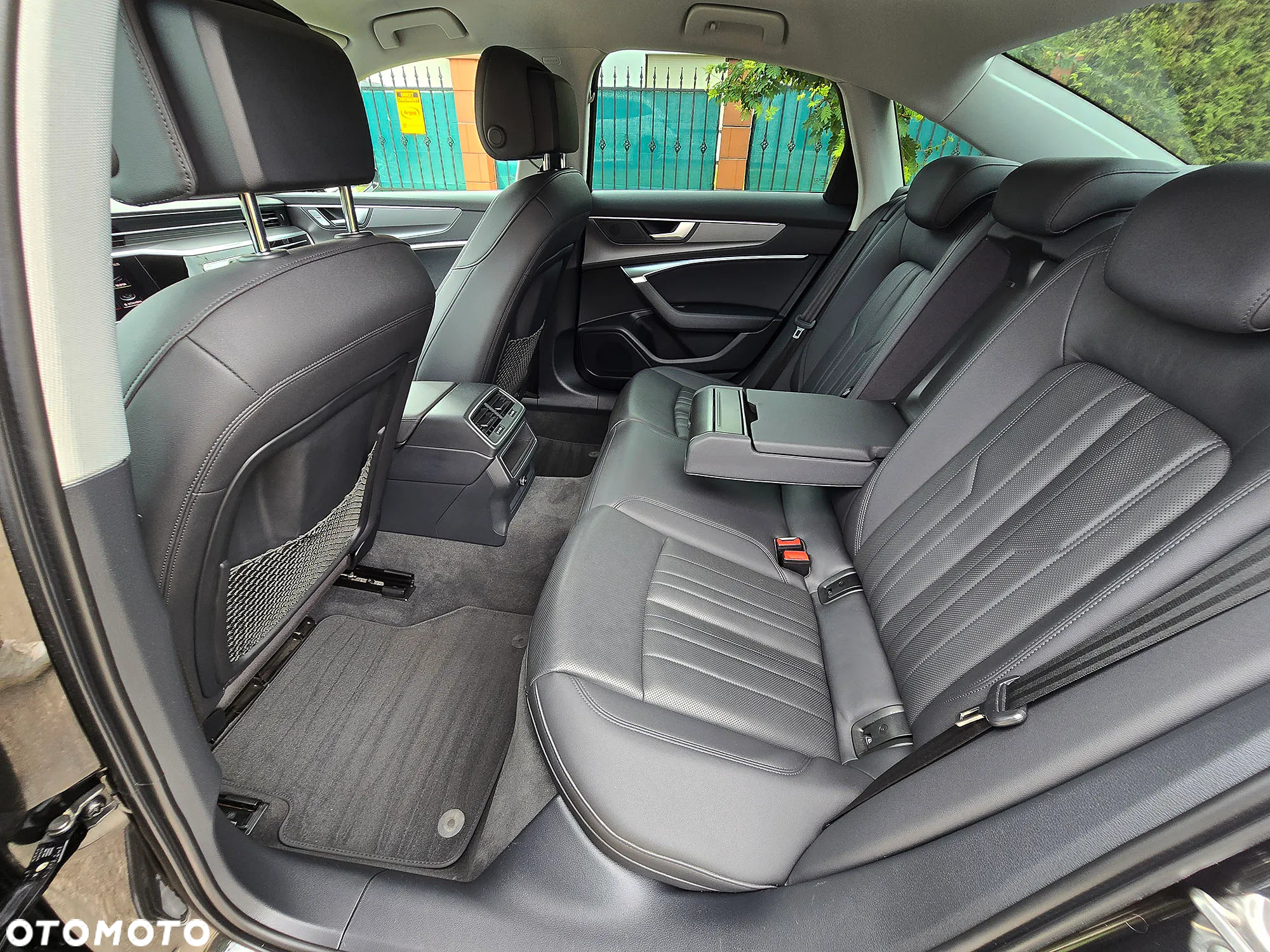 Audi A6 2.0 TDI ultra S tronic - 34