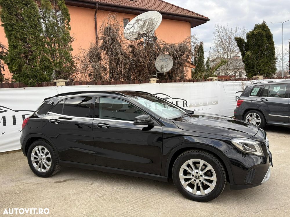 Mercedes-Benz GLA - 5