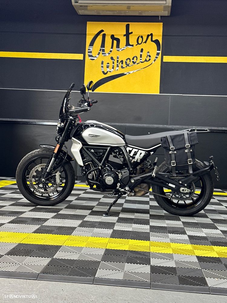 Ducati Scrambler Icon black - 1