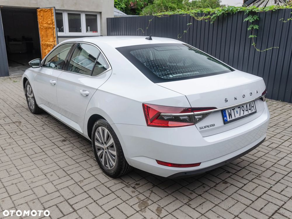 Skoda Superb 1.5 TSI Ambition DSG - 4