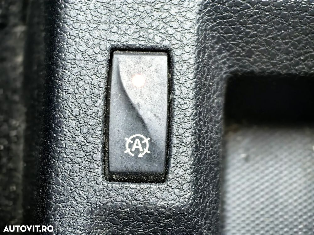 Dacia Logan 0.9 TCe SL Prestige PLUS - 23