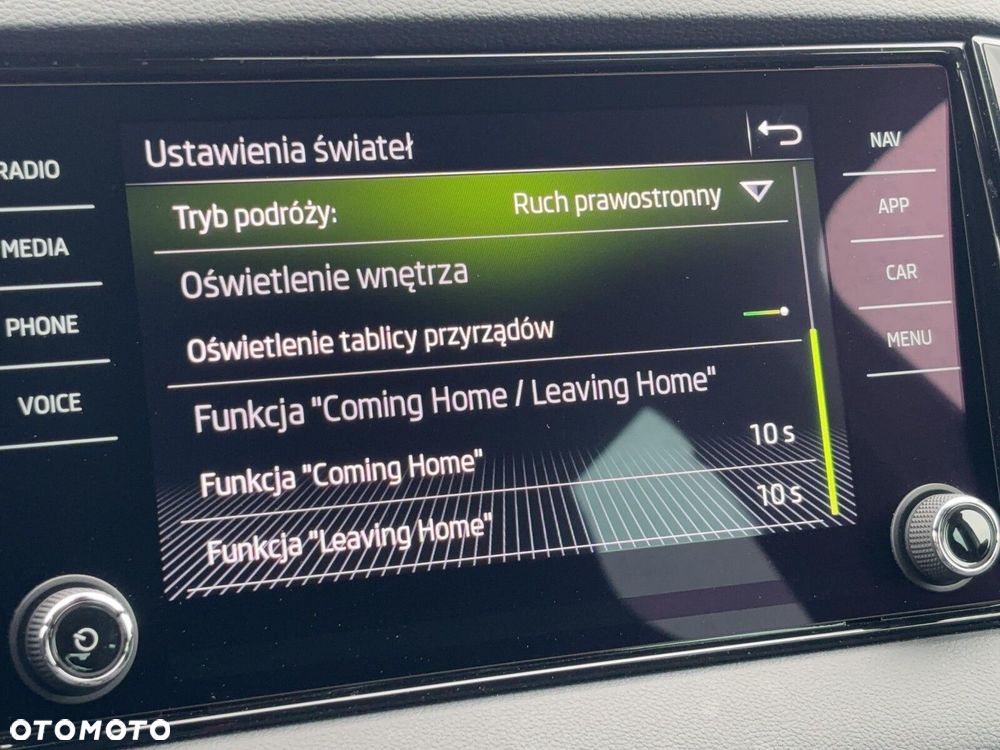 Skoda Karoq 1.5 TSI ACT Sportline DSG - 34