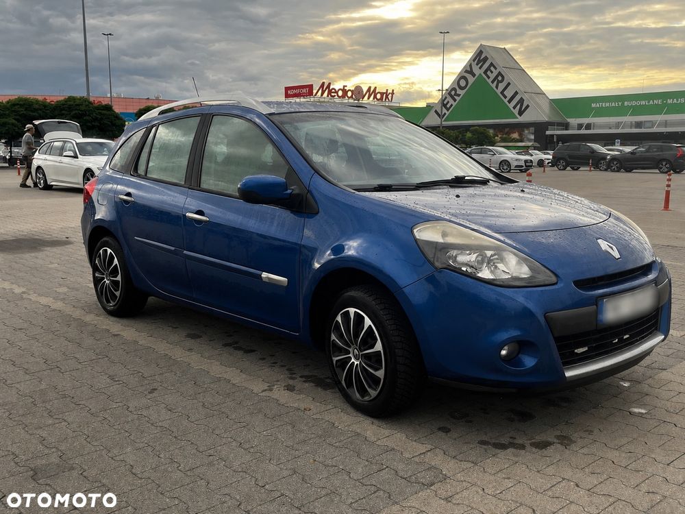 Renault Clio 1.2 16V Alize - 1