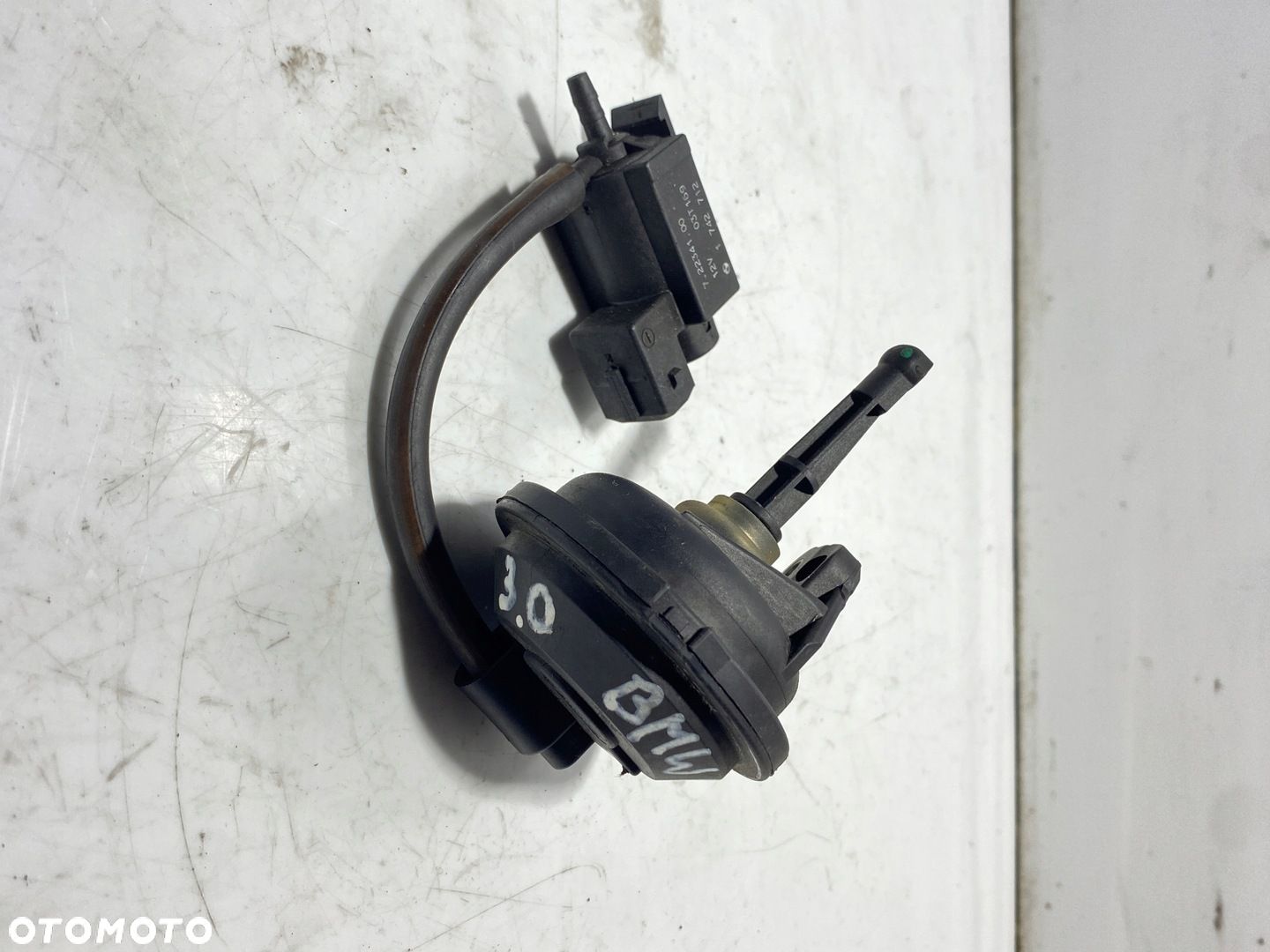 ZAWÓR PODCIŚNIENIA ELEKTROZAWÓR BMW E39 E46 E60 E61 3.0 D 72234100 - 1