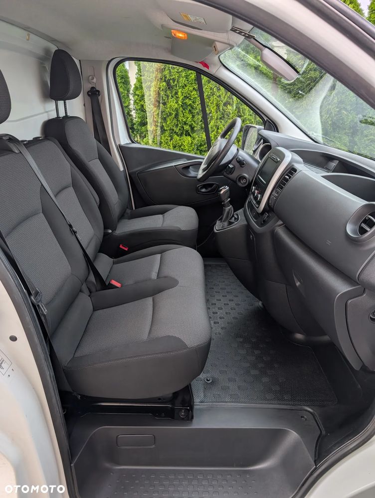 Renault Trafic - 15