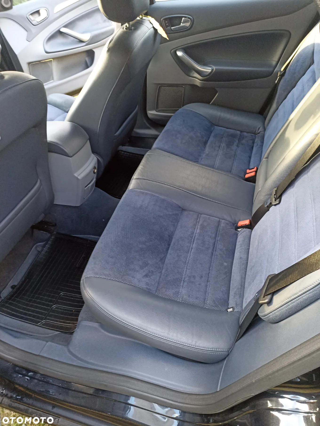 Ford Mondeo 2.5 Titanium - 26