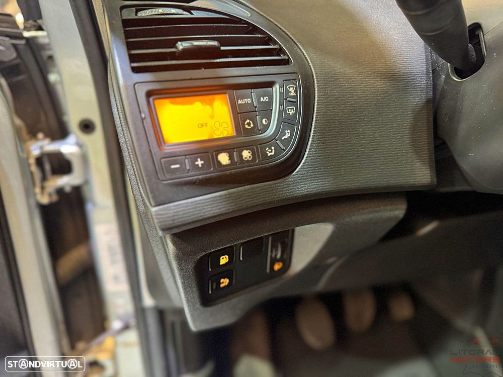 Citroën C4 Picasso 1.6 HDi FAP Tendance - 19