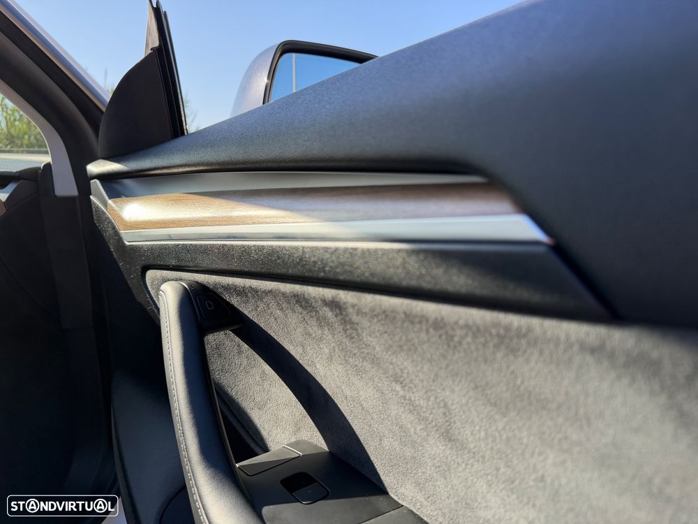 Tesla Model 3 Standard Range Plus RWD - 29