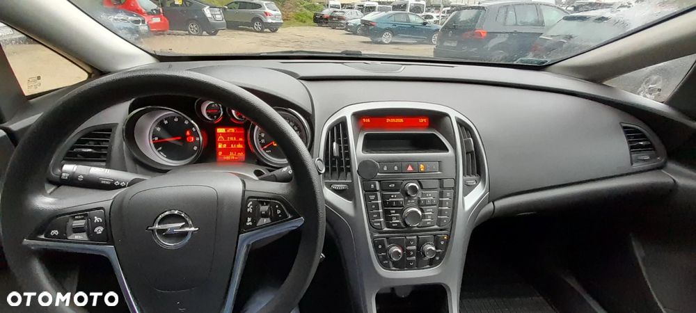 Opel Astra 1.6 EU6 - 2