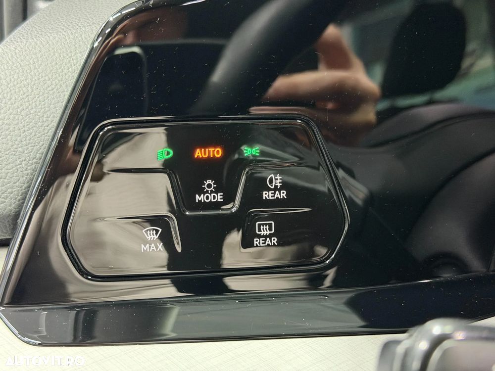 Volkswagen Golf 2.0 TDI SCR DSG Life - 16