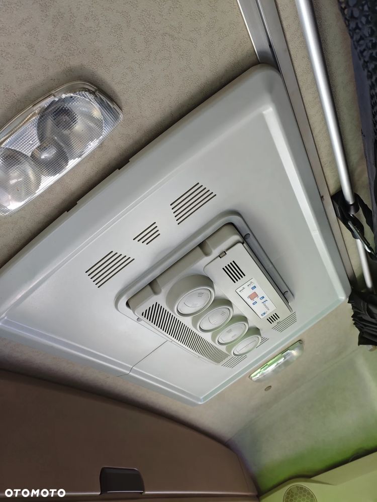 Mercedes-Benz Actros - 6