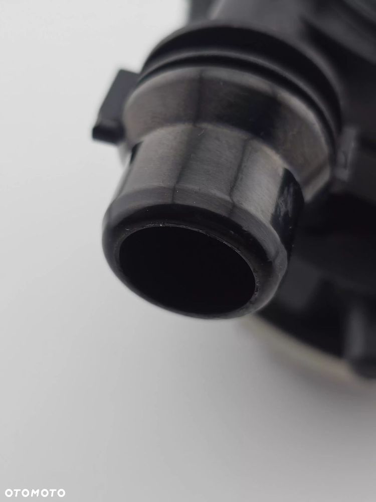 NOWA ORYGINALNA POMPA WODY VOLVO EX90 POLESTAR 3 32435901 - 4